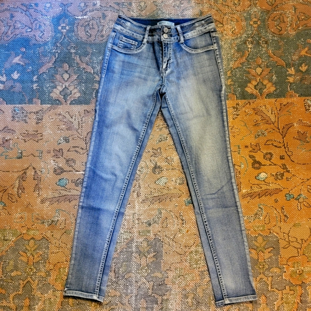 Mudd Skinny Jeans!